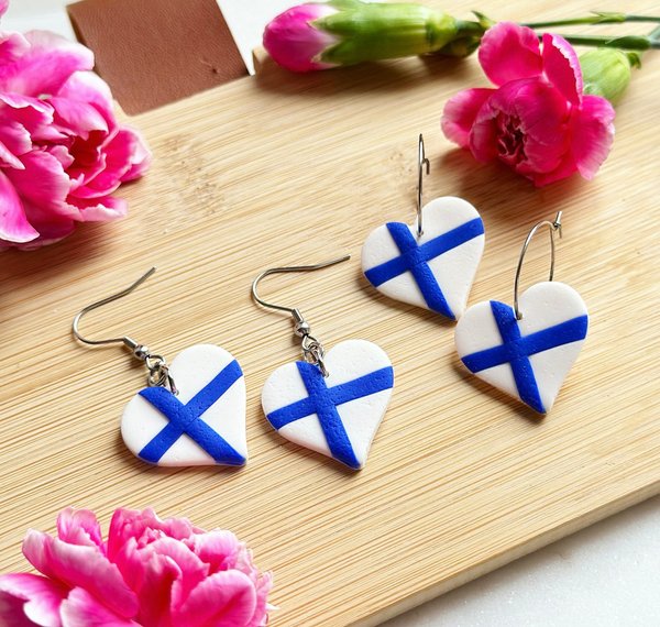 LIMITED EDITION Suomen lippu sydänkorvakorut